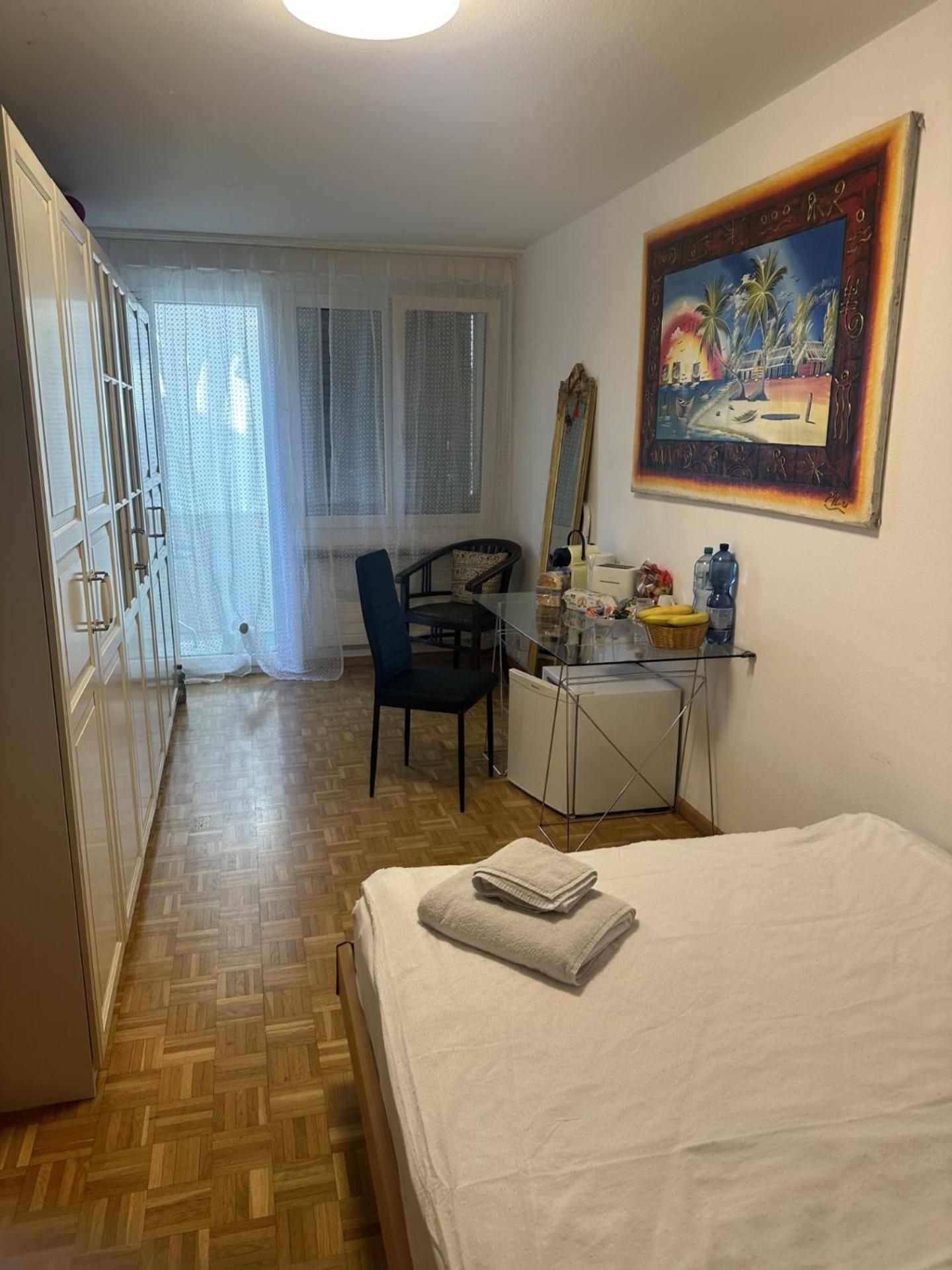 Schoenes Zimmer In Der City Βασιλεία Εξωτερικό φωτογραφία